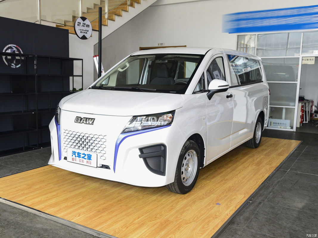Left Hand Electric MPV New Energy Electric Car Large Family Business Use MPV EV