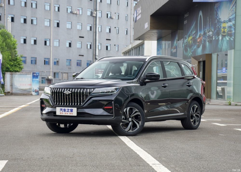 1.5T Sporty 7 Seater SUV Baic Ruixiang X5 Multi Functional Fuel SUV