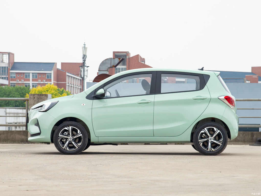 310km Changan Benben E Star EV Hatchback 5Kw Motor 4 Wheel Adult EV Car