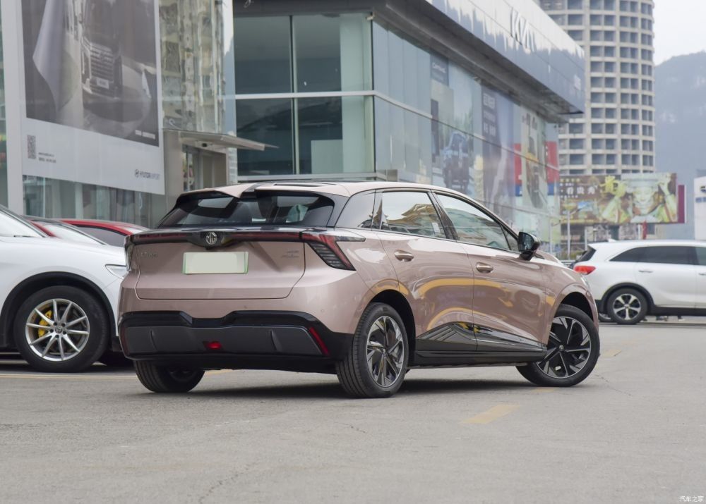 MG4 MULAN EV Hatchback Electric New Energy Cars 425km Mileage Electric Sports Sedan