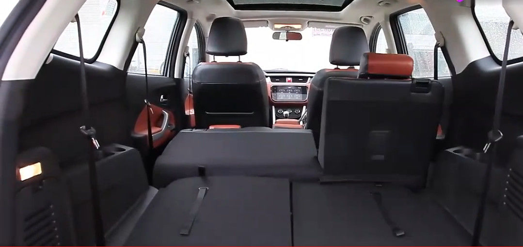BAIC 1.5L Inventory SUV 5 Doors 7 Seats Gasoline Vehicle 113 Horsepower