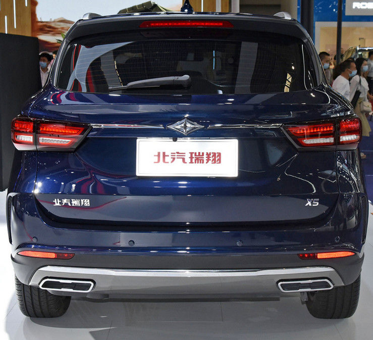 BAIC Gasoline Hatchback SUV With 55L Oil Tank And Max 180kmh Midsize SUV