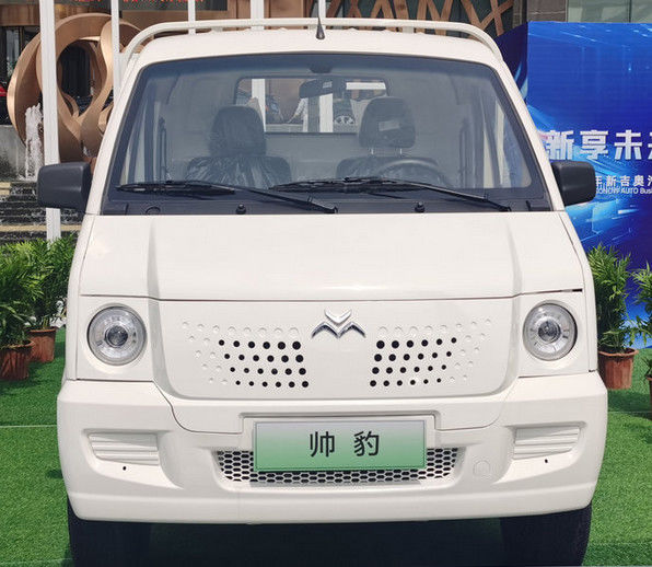 2.6T 2.88m Electric Cargo Van Single Row Pure Box Micro Van 41.6 KWh