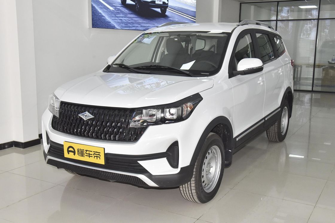 VI Emission Gasoline SUV With Black Interior Color Fuel Car Sport Utility Vehicle