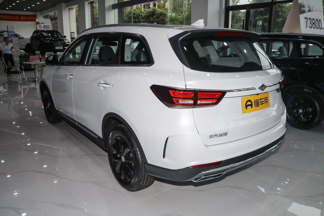 Front Engine Gasoline SUV Sport Utility Vehicle 5/7 Seater Large Space Car