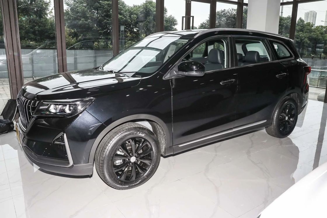 2815mm Wheelbase Gasoline SUV With Eps Solid Plate Rear Brake Intelligent System Four-Door