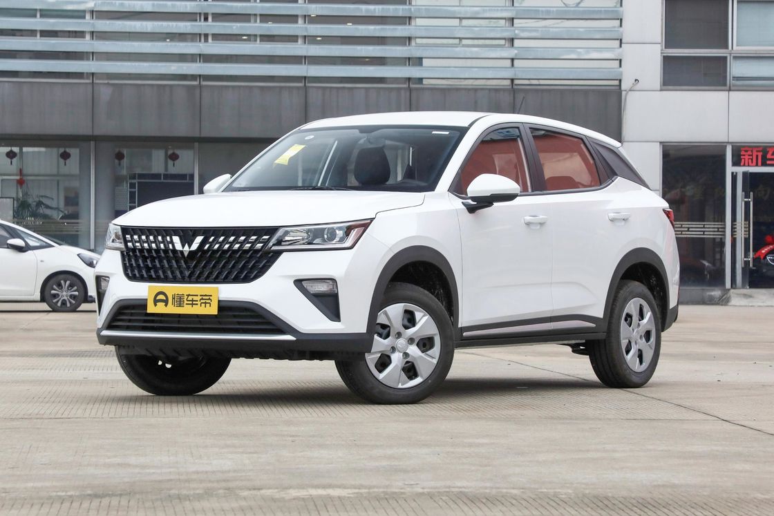 Wuling New Model Gasoline SUV 3400-4400 Maximum Torque Speed Gasoline Sport Utility Vehicle