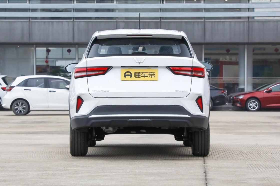 Wuling New Model Gasoline SUV 3400-4400 Maximum Torque Speed Gasoline Sport Utility Vehicle