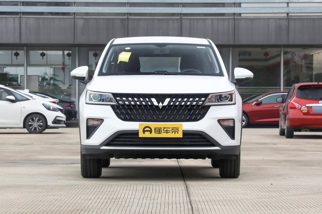 Wuling New Model Gasoline SUV 3400-4400 Maximum Torque Speed Gasoline Sport Utility Vehicle