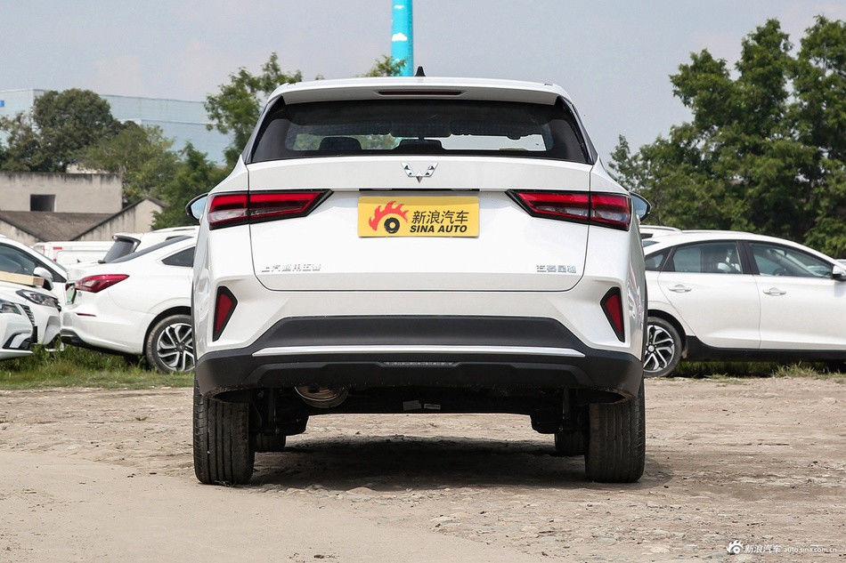 White High Speed Petrol SUV Car 5-Door 5-Seat Adult In Stock