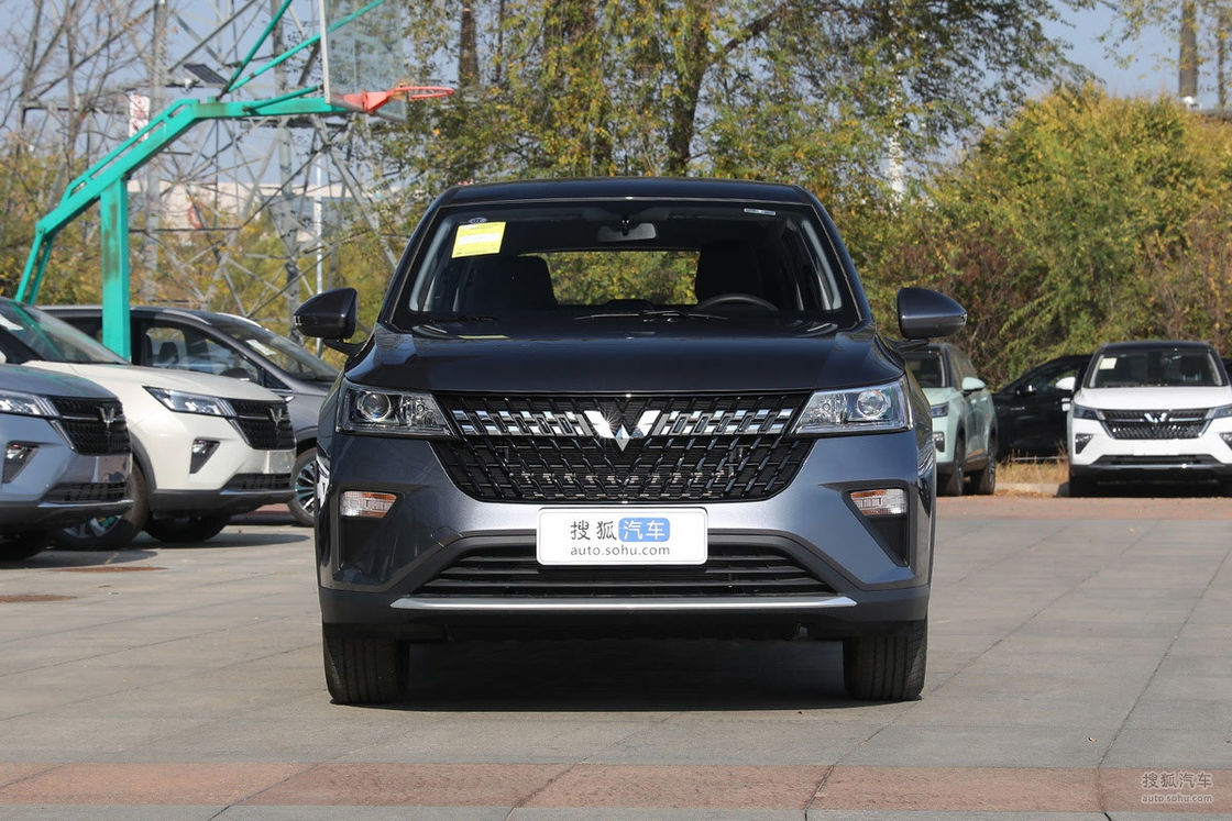 1.5L Compact Gasoline SUV 5 Seats Big Space High Performance Vehicles Family Outdoor SUV