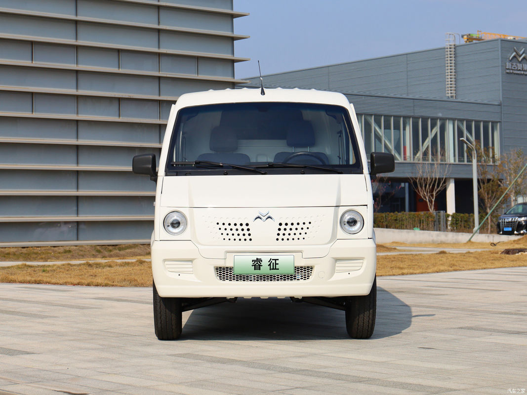 dealer High quality 4500mm Electric Vehicle Vans for High-Speed Delivery 80km/h Maximum Speed