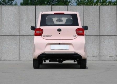 New Energy Electric Vehicle 1940mm Wheelbase Modified Cars Hongguang Mini EV With 85 Maximum Torque