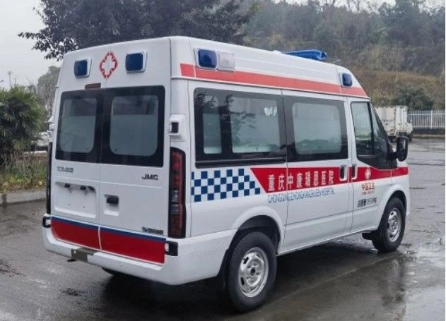 Good Quality Manufacturer Ambulance Modified Vehicle Diesel Oil Fuel 160 Maximum Speed (km/h)