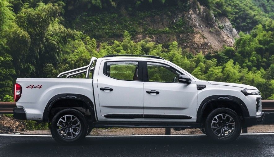 MAXUS STAR-H 2023 2.0T Automatic Diesel Double Boost 4WD Luxury 218 Max Power（Ps）